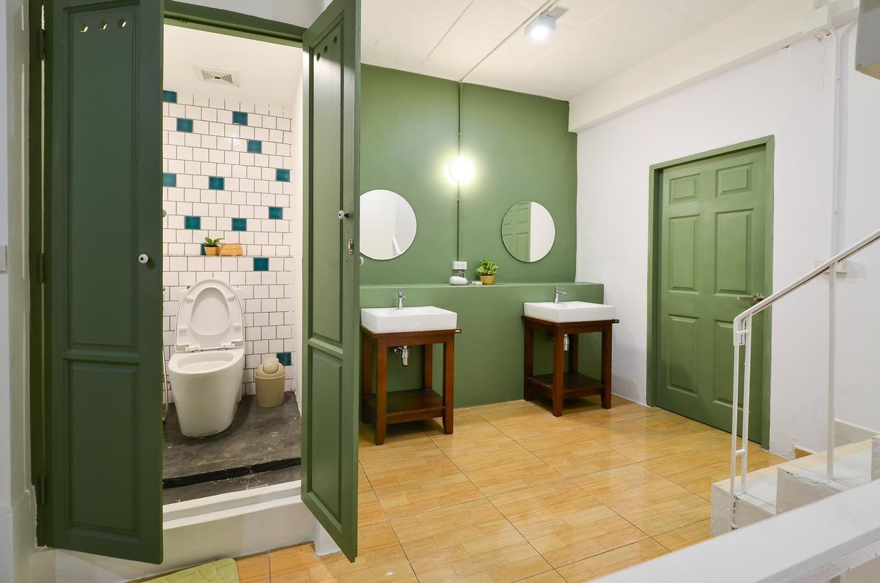 Baan Baan Hostel - Sha Plus Phuket Exterior photo